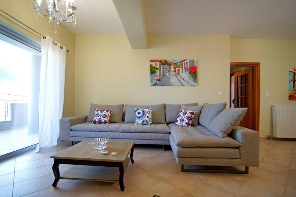 Kyparissia Luxury Home מראה חיצוני תמונה