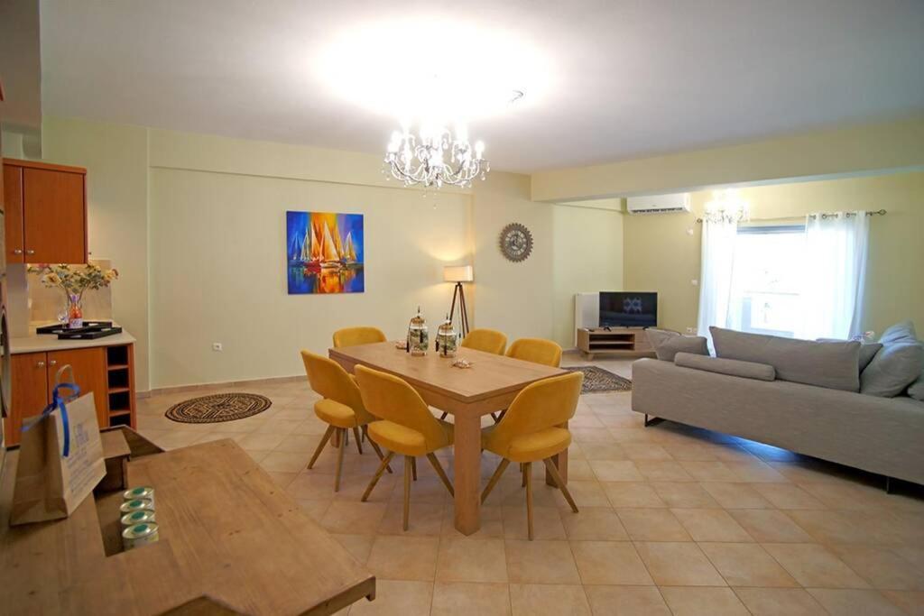 Kyparissia Luxury Home מראה חיצוני תמונה