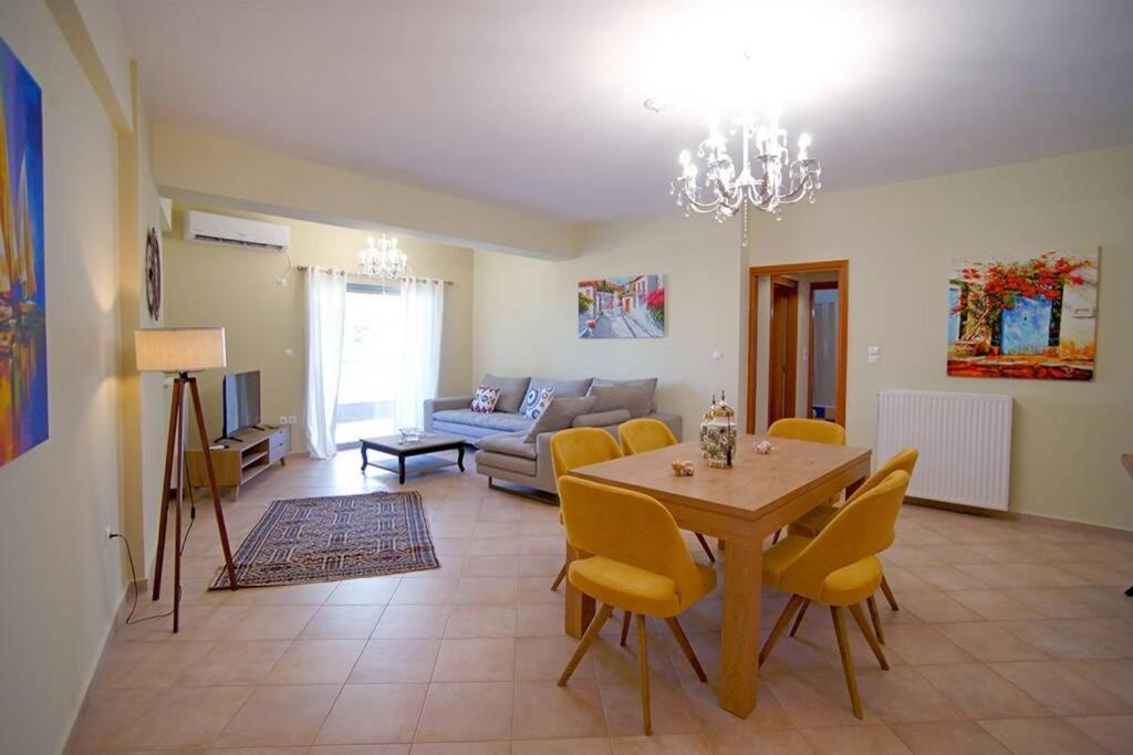 Kyparissia Luxury Home מראה חיצוני תמונה