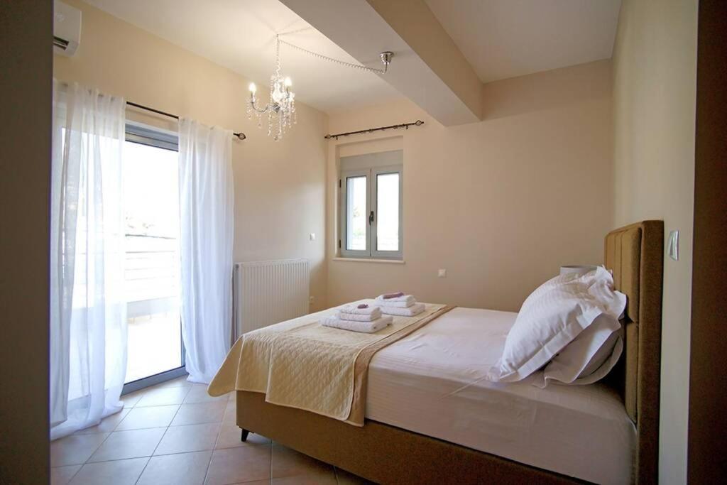 Kyparissia Luxury Home מראה חיצוני תמונה