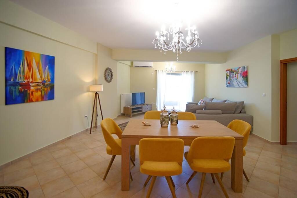 Kyparissia Luxury Home מראה חיצוני תמונה