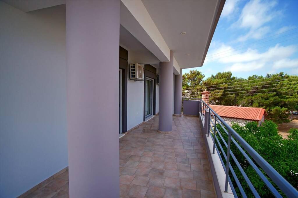 Kyparissia Luxury Home מראה חיצוני תמונה